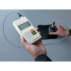 過電流式ウレンタン防水層用膜厚計／品番　M70TG-521K